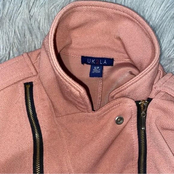 Pink zip up jacket - Picture 3 of 4